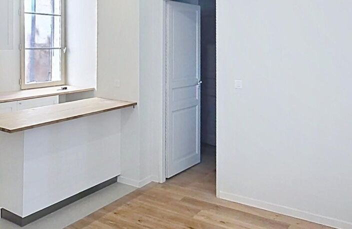RARE A LA VENTE : T2 entièrement rénové au cœur d'Aix en Provence — photo 3