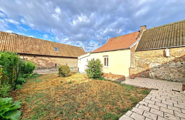 MAING  Maison de village avec jardin, dépendances et stationnement — photo 2