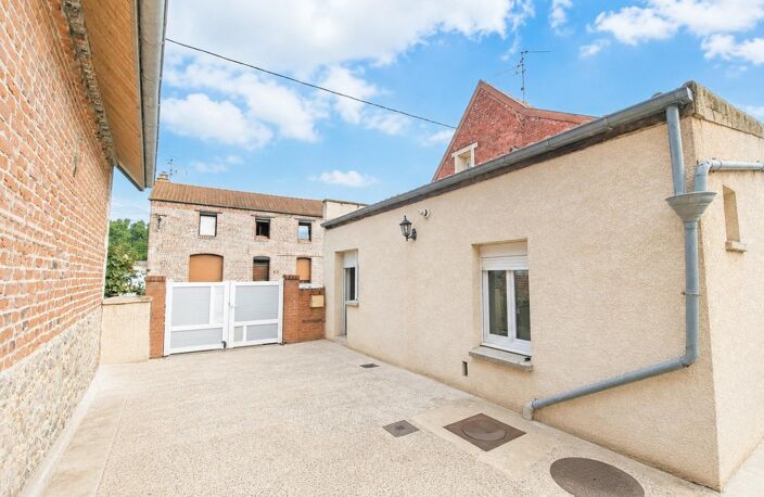 MAING  Maison de village avec jardin, dépendances et stationnement — photo 3