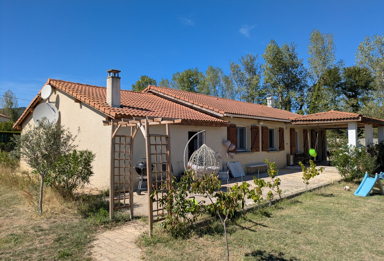 Maison plain-pied 121m2 Peaugres — photo 1