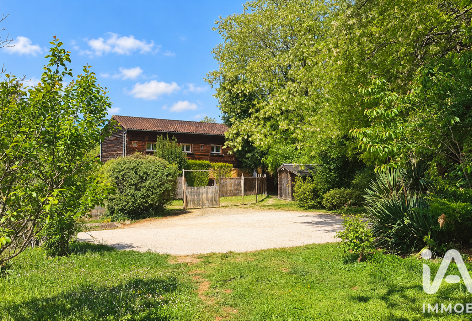Vente Immeuble 138 m&sup2; — photo 1