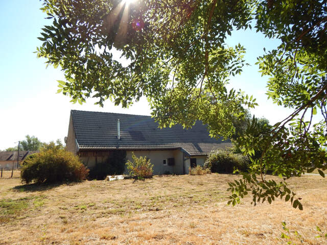 vente maison - 6 pièce(s) — photo du bien