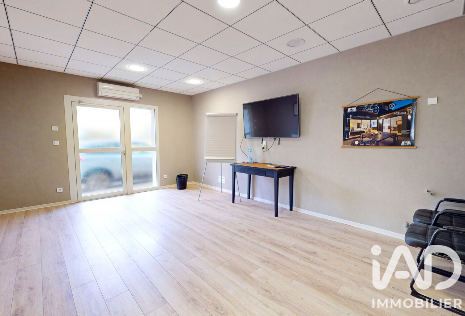 Vente Boutique/Local commercial 94 m&sup2; — photo 1