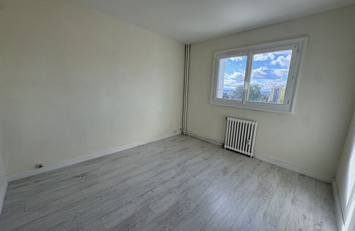 Appartement - 56.53 - 3 pièces — photo 4