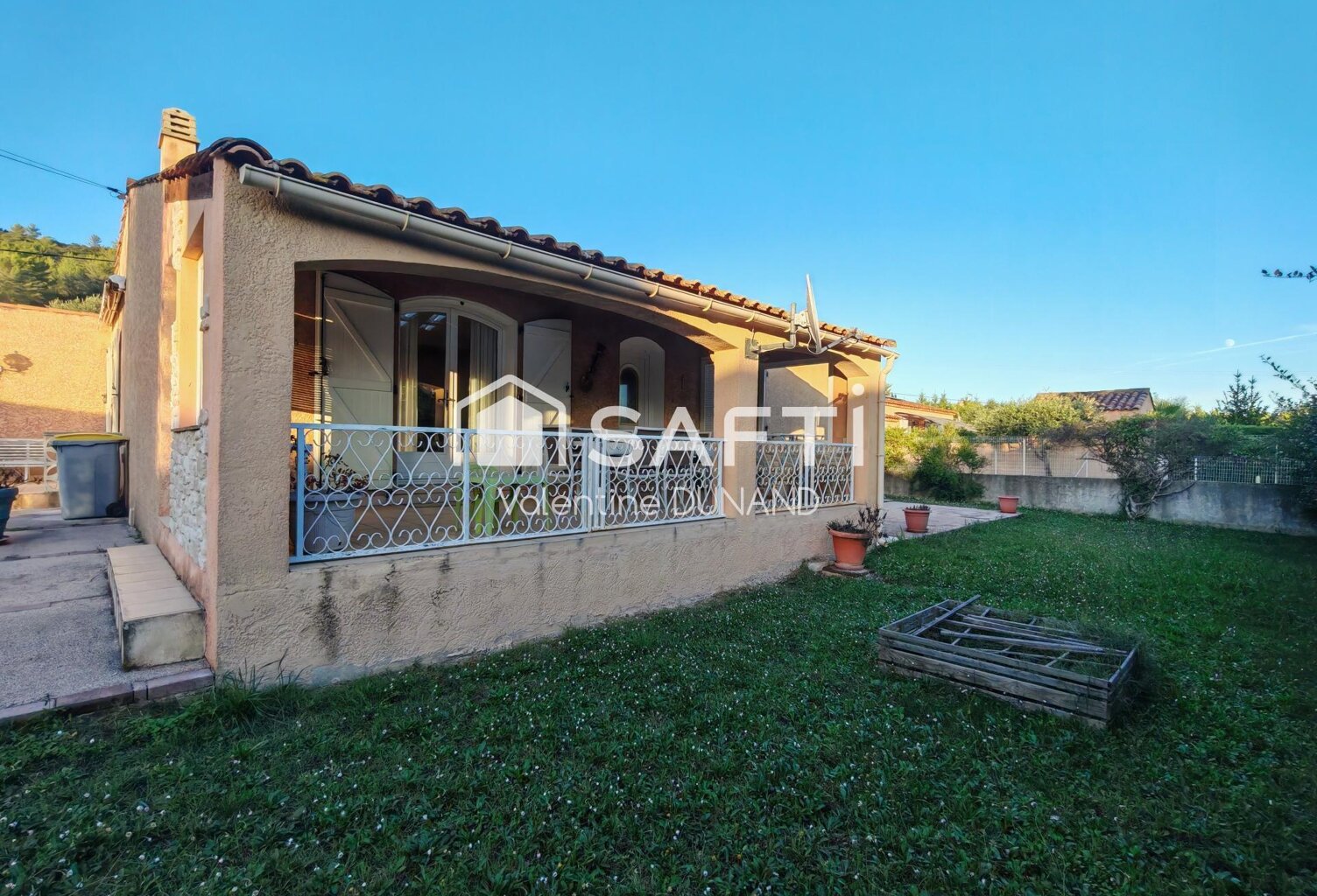 Belle maison dans un joli village — photo 1