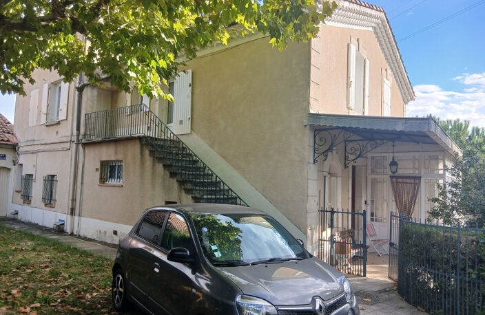 VENTE - IMMEUBLE - 236 M2 HAB - 13 PIECES - ALES — photo 2