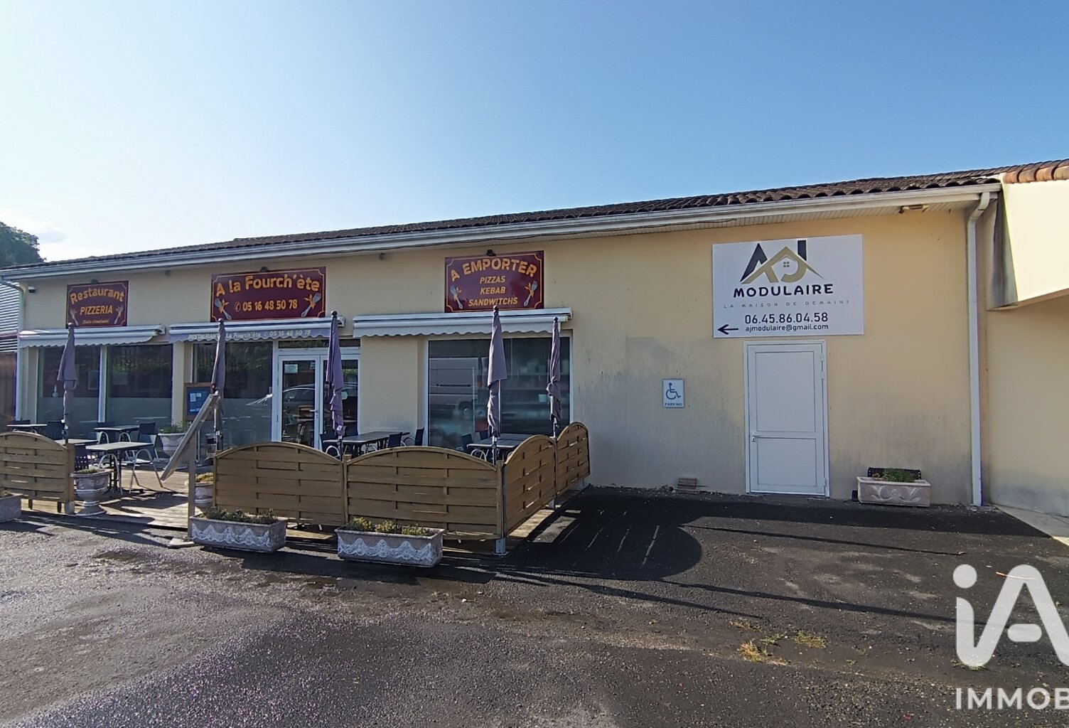 Vente Boutique/Local commercial 413 m&sup2; — photo 1