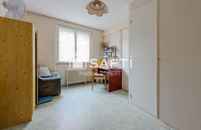 Du charme, de l'espace et un grand jardin : Et si c'était votre maison? — photo 4