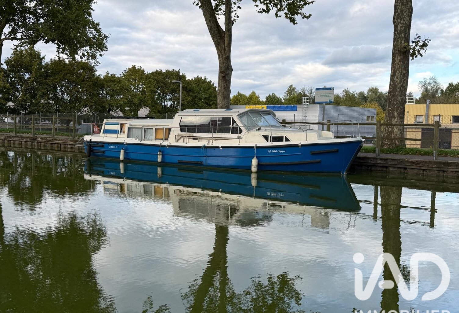 Vente Péniche 4 pièces — photo 1