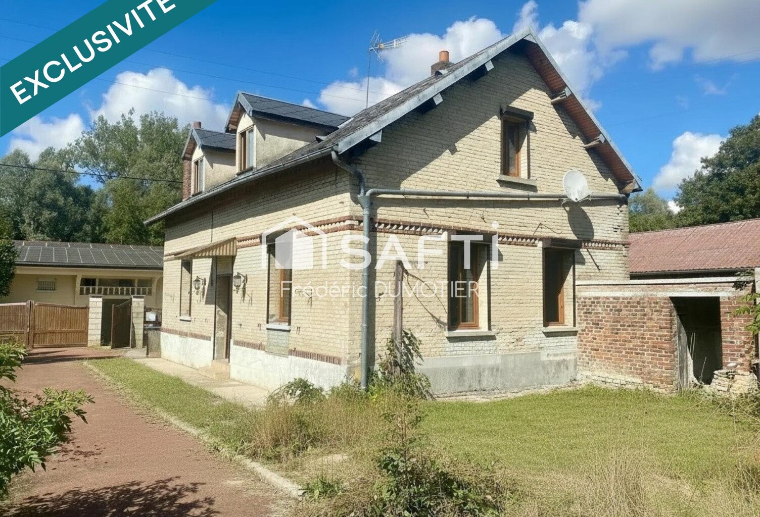 Maison individuelle à rénover avec beau potentiel sur une parcelle clôturée de 980m² — photo 1