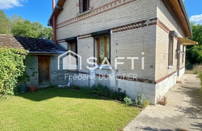 Maison individuelle à rénover avec beau potentiel sur une parcelle clôturée de 980m² — photo 2