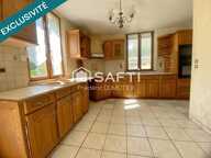 Maison individuelle à rénover avec beau potentiel sur une parcelle clôturée de 980m² — photo 4