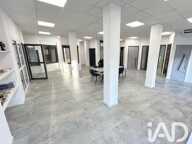Vente Boutique/Local commercial 150 m&sup2; — photo 2