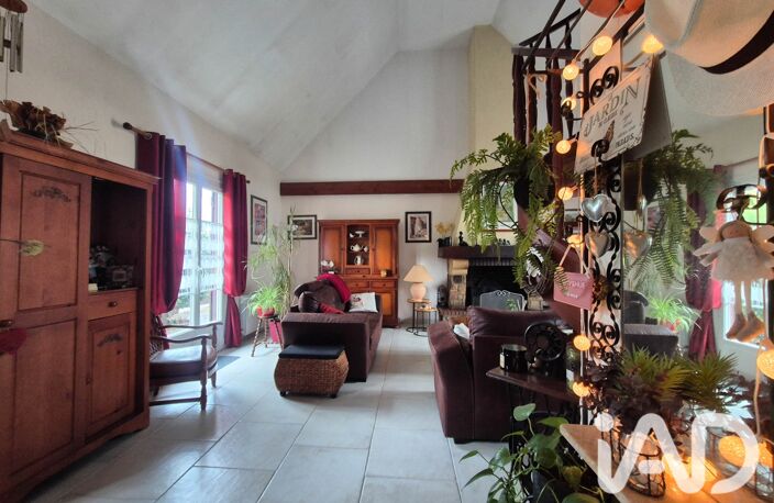 Vente Maison/villa 5 pièces — photo 2