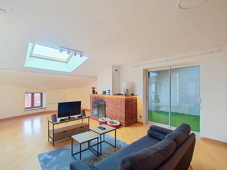 Maison de village de 228 m² , 5 chambre, garage, sous-sol et grandes dépendances aménageables — photo 1