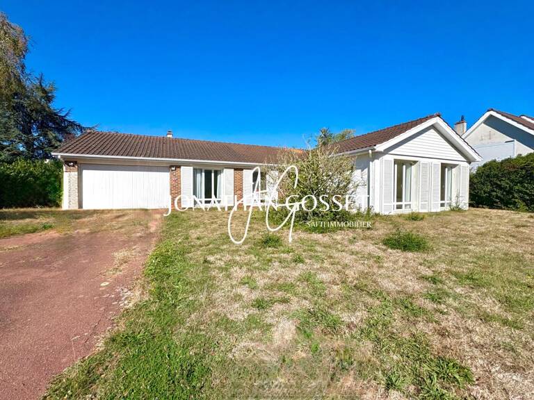 VERNOUILLET - Domaine de Marsinval - Charmante maison familiale de plain-pied - 6 pcs - 4 ch - 143m² sur un beau jardin de 890m² — photo 1