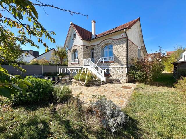 VERNOUILLET: Charmante maison 6 pcs - 3 ch - 143m² sur un beau jardin de 616m² — photo du bien