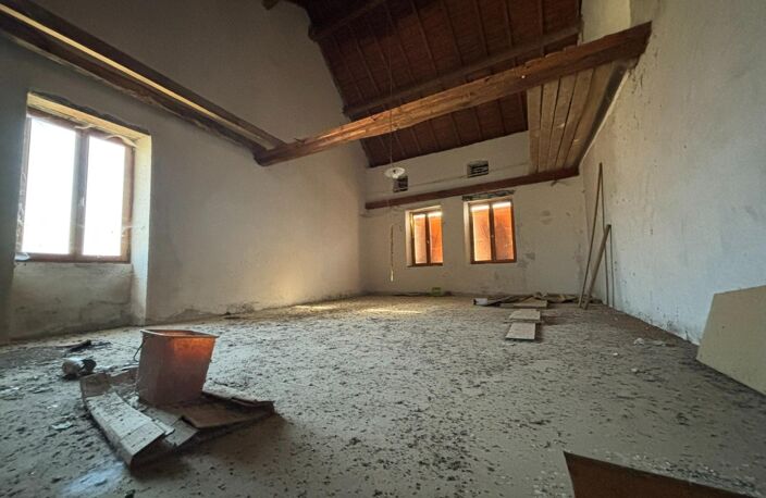 Maison de village à rénover — photo 2