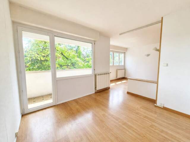 Appartement T3 spacieux et lumineux, deux balcons — photo du bien