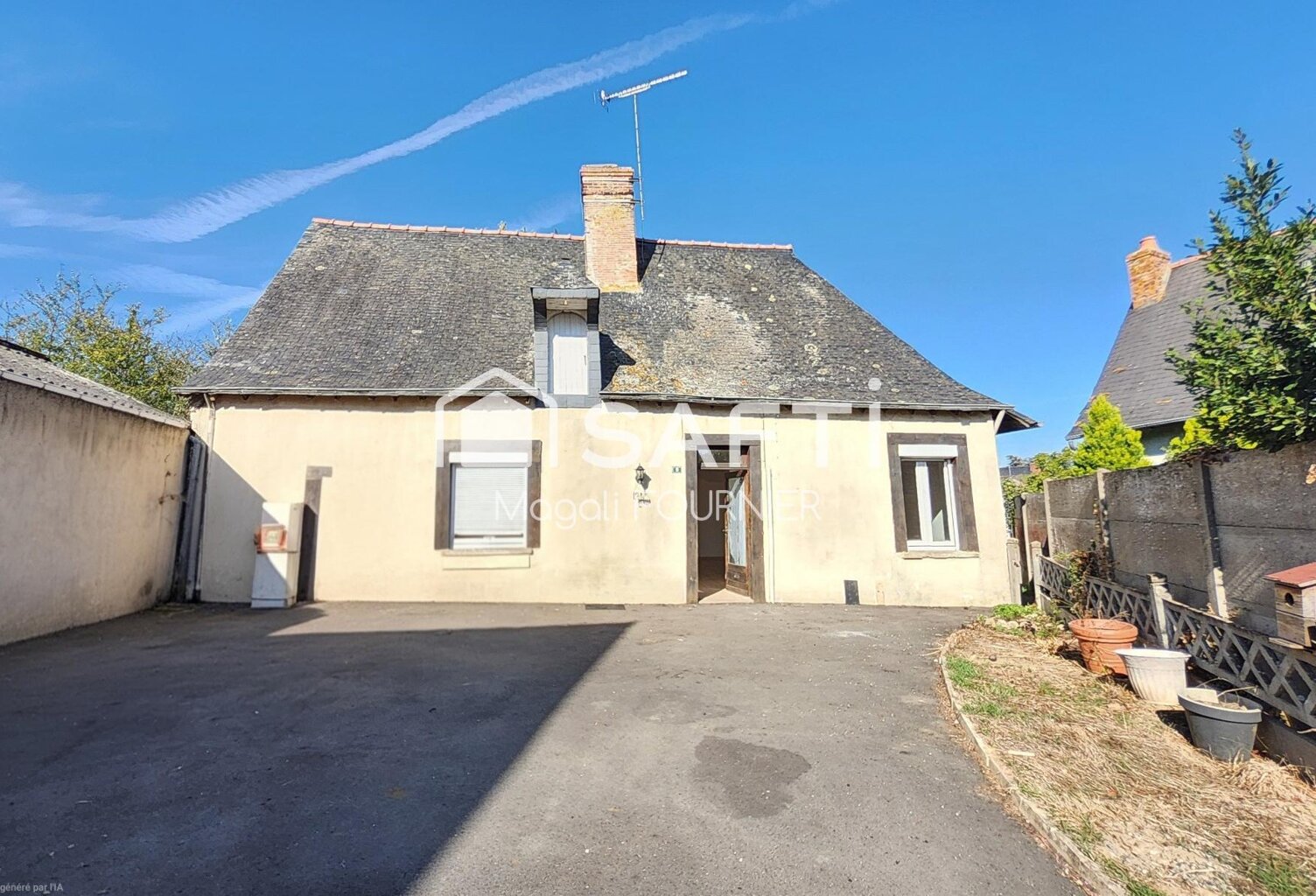 À Ballots, une maison pleine de possibilités à découvrir ! — photo 1