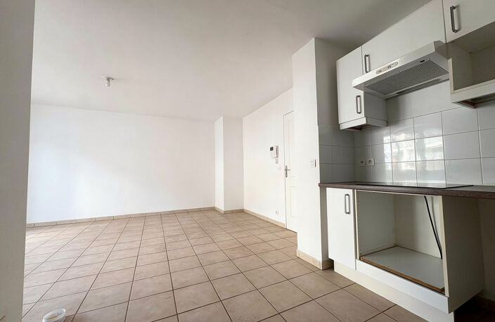Marseille 8ème, Bd Rabatau | T3 de 58 m2 avec terrasse et grand box de 25 m2 — photo 2