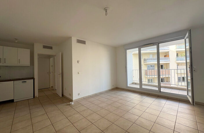 Marseille 8ème, Bd Rabatau | T3 de 58 m2 avec terrasse et grand box de 25 m2 — photo 3