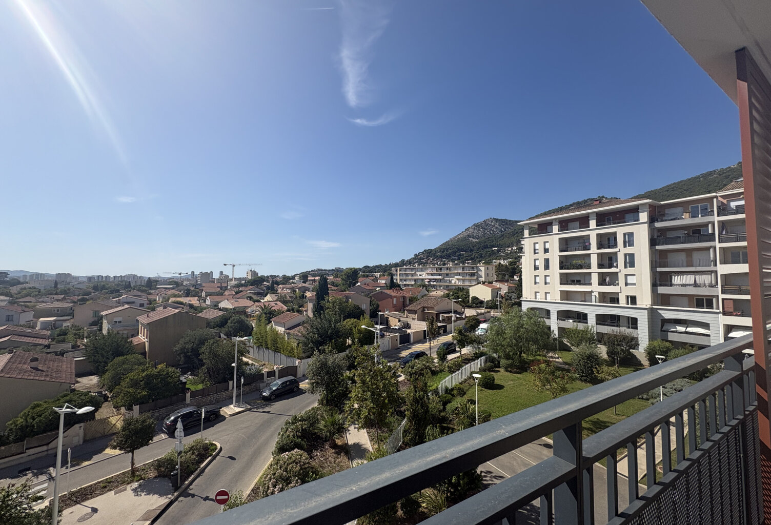 Toulon, L’Orée du Sud | T3 de 60 m2 classé A, avec terrasse et garage — photo 1