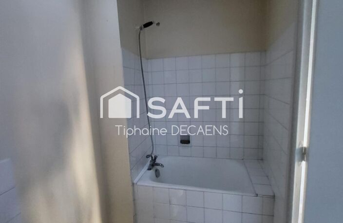 ancien commerce, belle surface beau volume, beau potentiel — photo 4