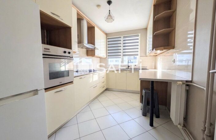 Superbe T3 lumineux de 69m² avec Balcon — photo 3