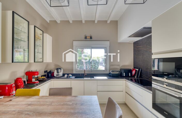 Maison d'exception, très beaux volumes à fort potentiel — photo 3