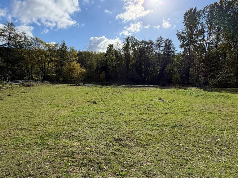 TERRAIN A BATIR 3500 m² — photo 1