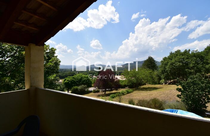 Villa bien rénovée avec vue et calme au Chaffaut04 — photo 3