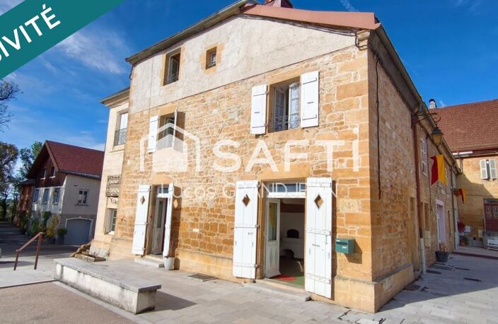 Nozeroy : une maison de caractère à réinventer — photo 2