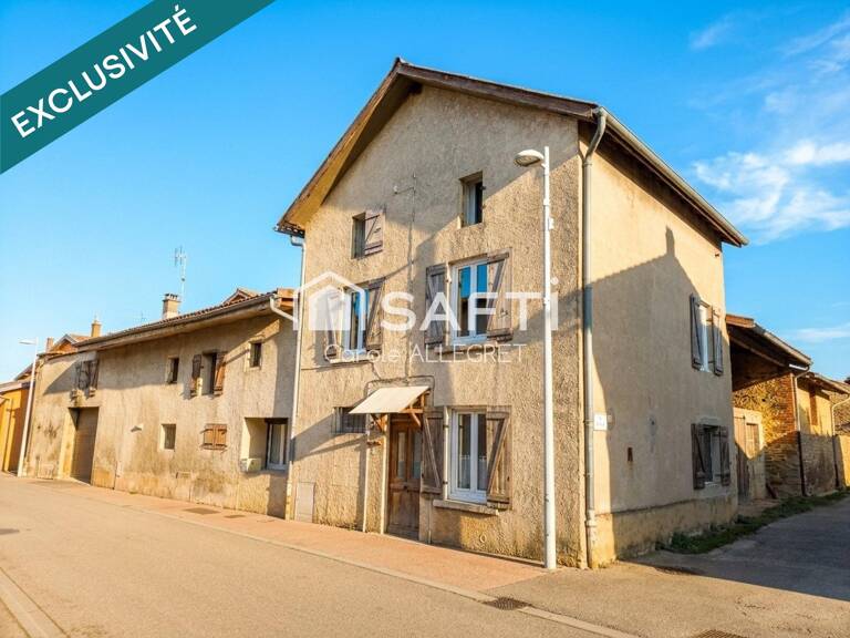 Coup de cœur pour cette grande maison de 215m2 atypique et pleine de potentiel — photo 1