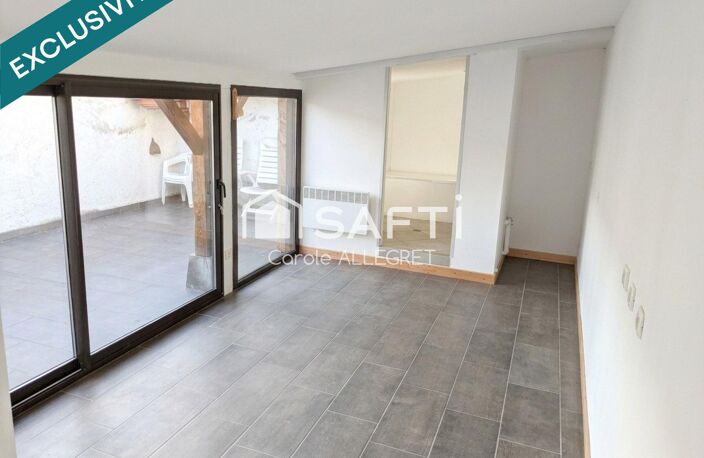 Coup de cœur pour cette grande maison de 215m2 atypique et pleine de potentiel — photo 5