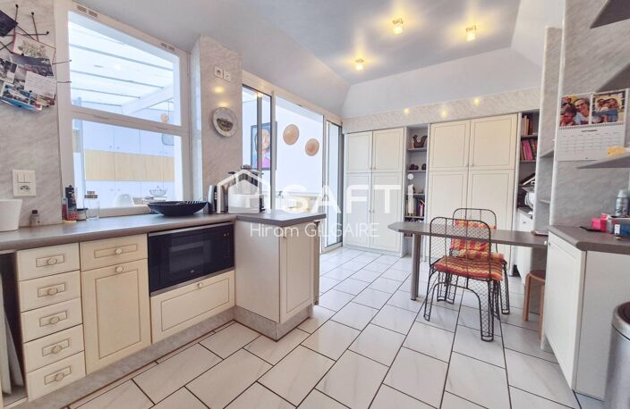 Maison du XIXe siècle en hyper centre de Compiègne — photo 4