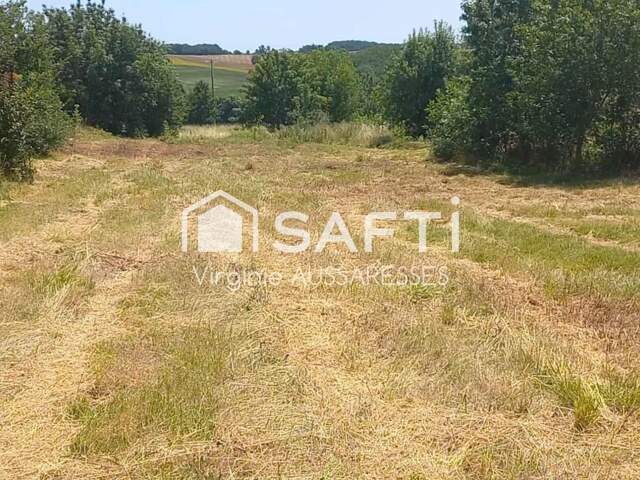 Terrain à bâtir à Augnax — photo du bien