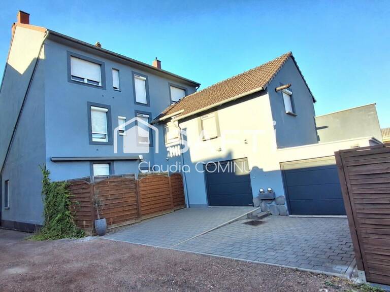 Maison aux beaux volumes avec studio et local commercial loué — photo 1