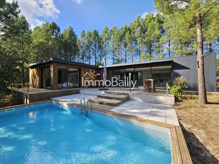Maison d'architecte de plain-pied   3 chambres   Piscine   M — photo 1