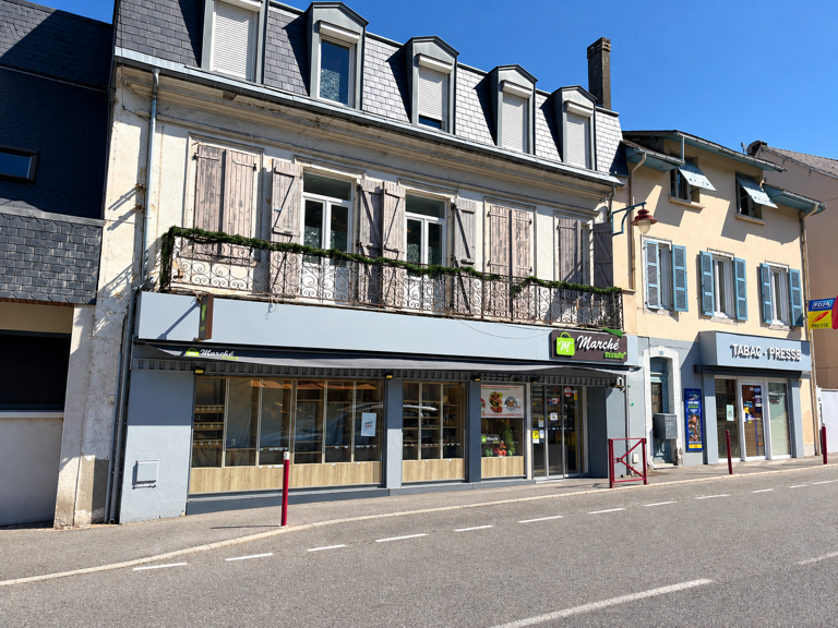Ensemble immobilier Pierrefitte-Nestalas — photo 1