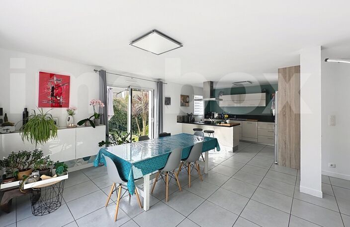 Maison familiale de 145 m² avec 4 chambres dont 2 de plain-pied ! — photo 4