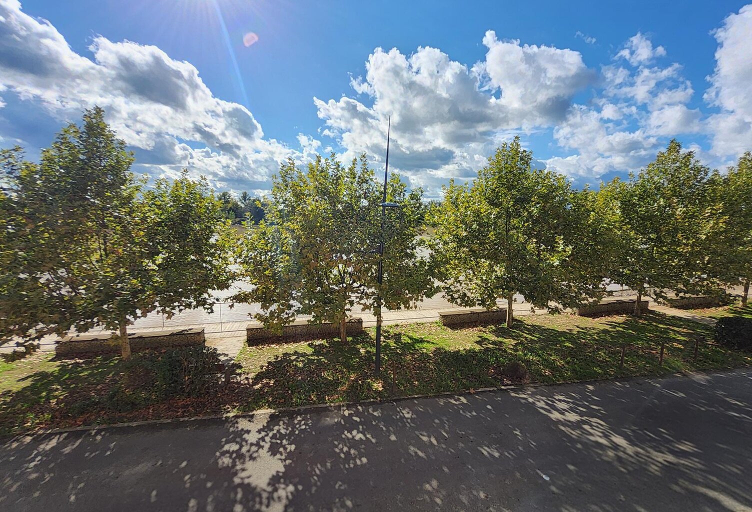 Vente maison 6 pièces 171 m² Langoiran (33550) — photo 1