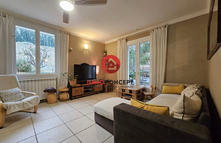 Maison de plain-pied avec vue et terrasses — photo 5