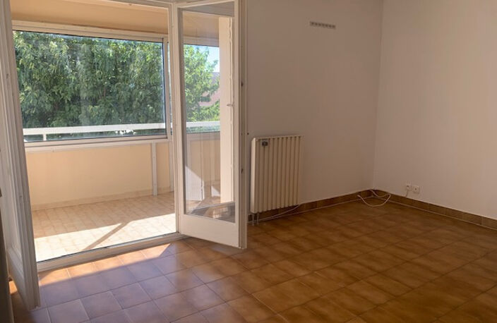 HYERES LE PYANET T2 — photo 2
