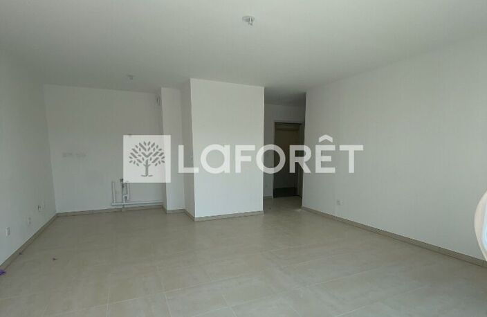 RESIDENCE NEUVE LA COUR DES DAMES - T3 -TERRASSE - PARKING — photo 4