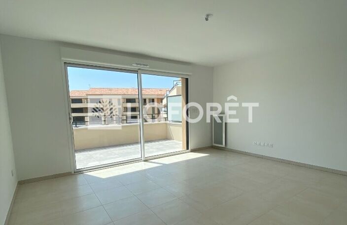 RESIDENCE NEUVE LA COUR DES DAMES - T3 -TERRASSE - PARKING — photo 5