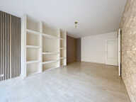 Appartement T3 traversant , rénové avec grand balcon — photo 2