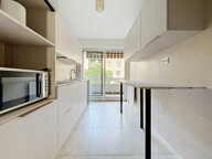 Appartement T3 traversant , rénové avec grand balcon — photo 4
