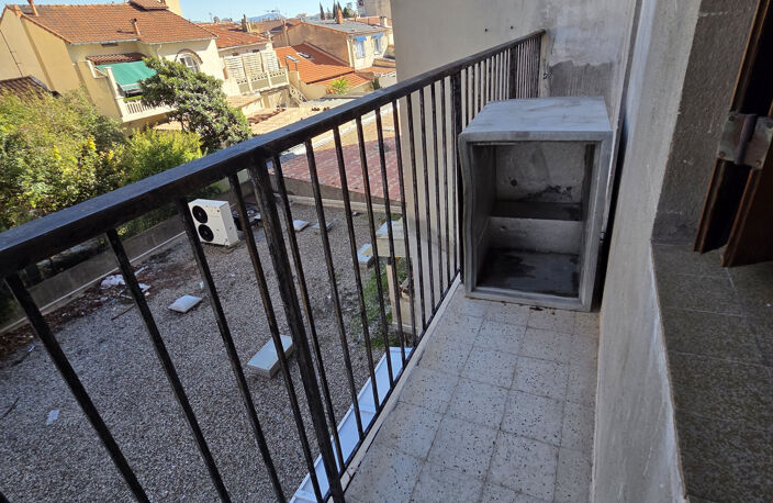 T4 vacant + box Le Canet — photo 4