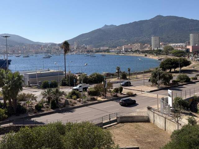 F2 IMMEUBLE LE PANORAMIQUE ST JOSEPH AJACCIO — photo du bien